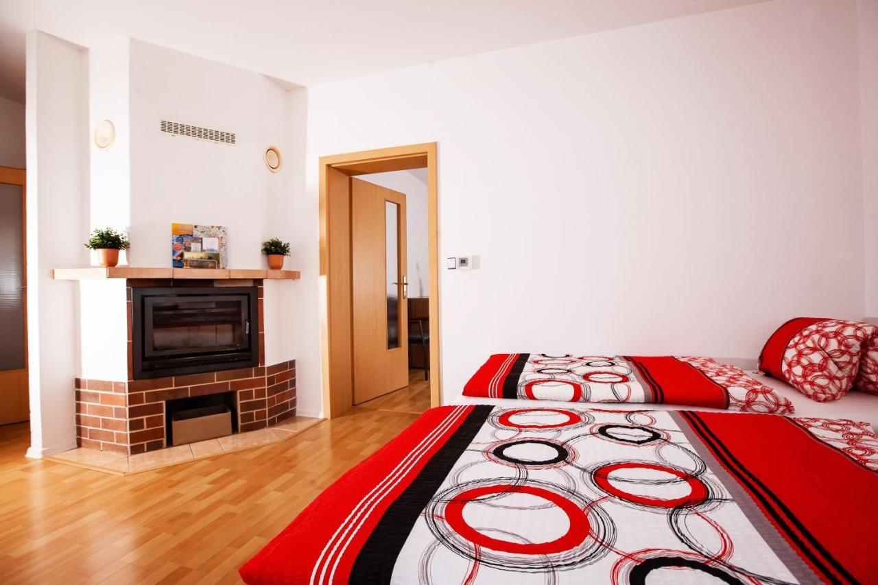 Apartman Dominhaus Cheb Exterior photo